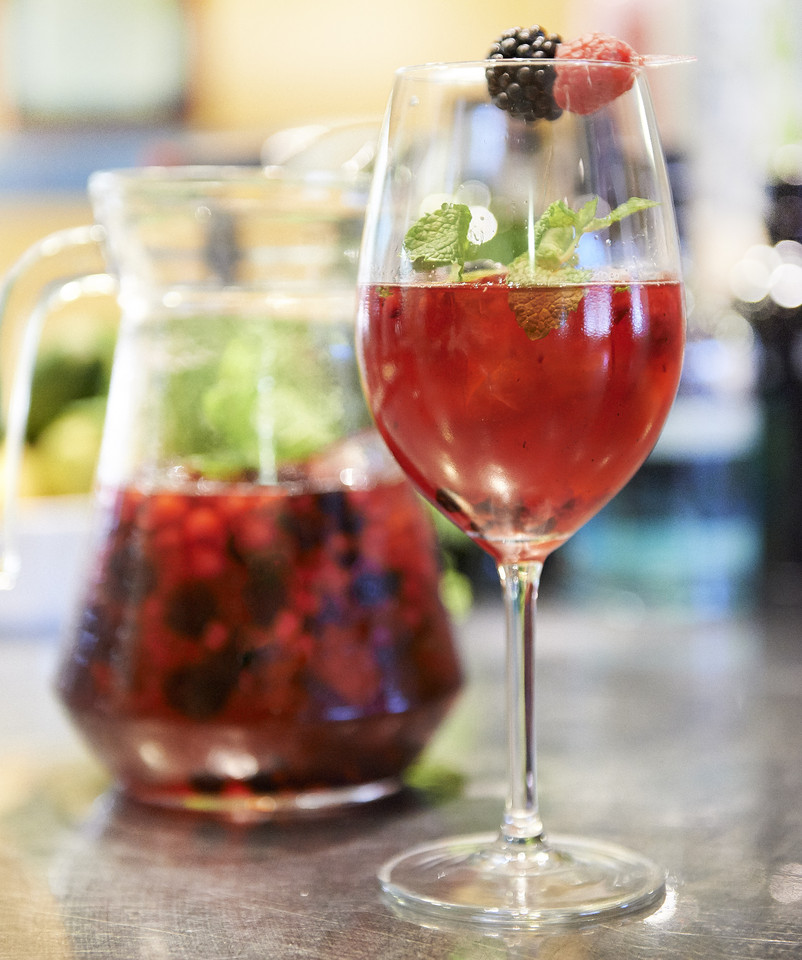 sparkling wine and red fruit sangria